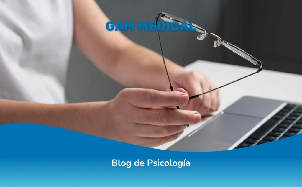 7 ejemplos de hiperactividad "microexpresada" en el TDAH
